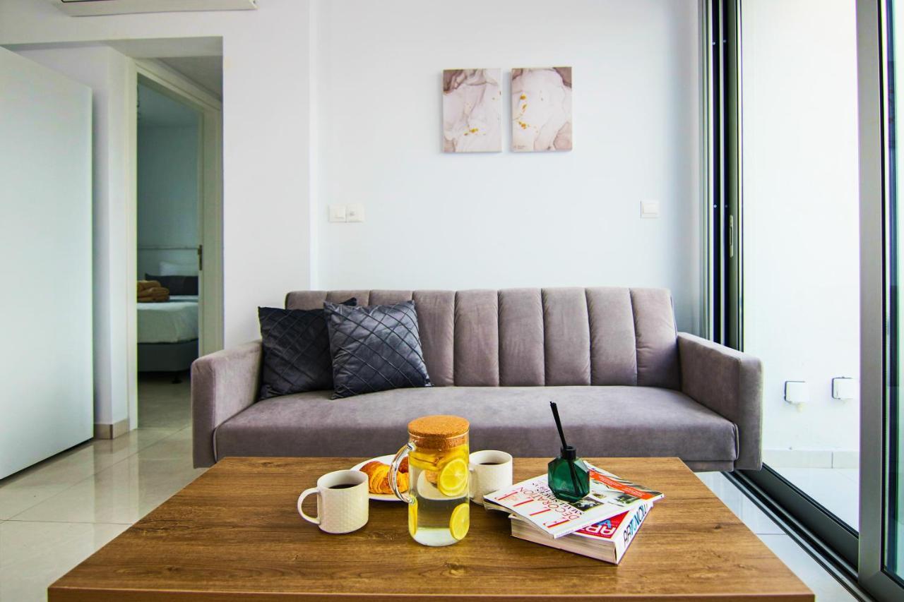 Апартаменты Phaedrus Living - Seaside Executive Flat Harbour 202 Пафос Экстерьер фото